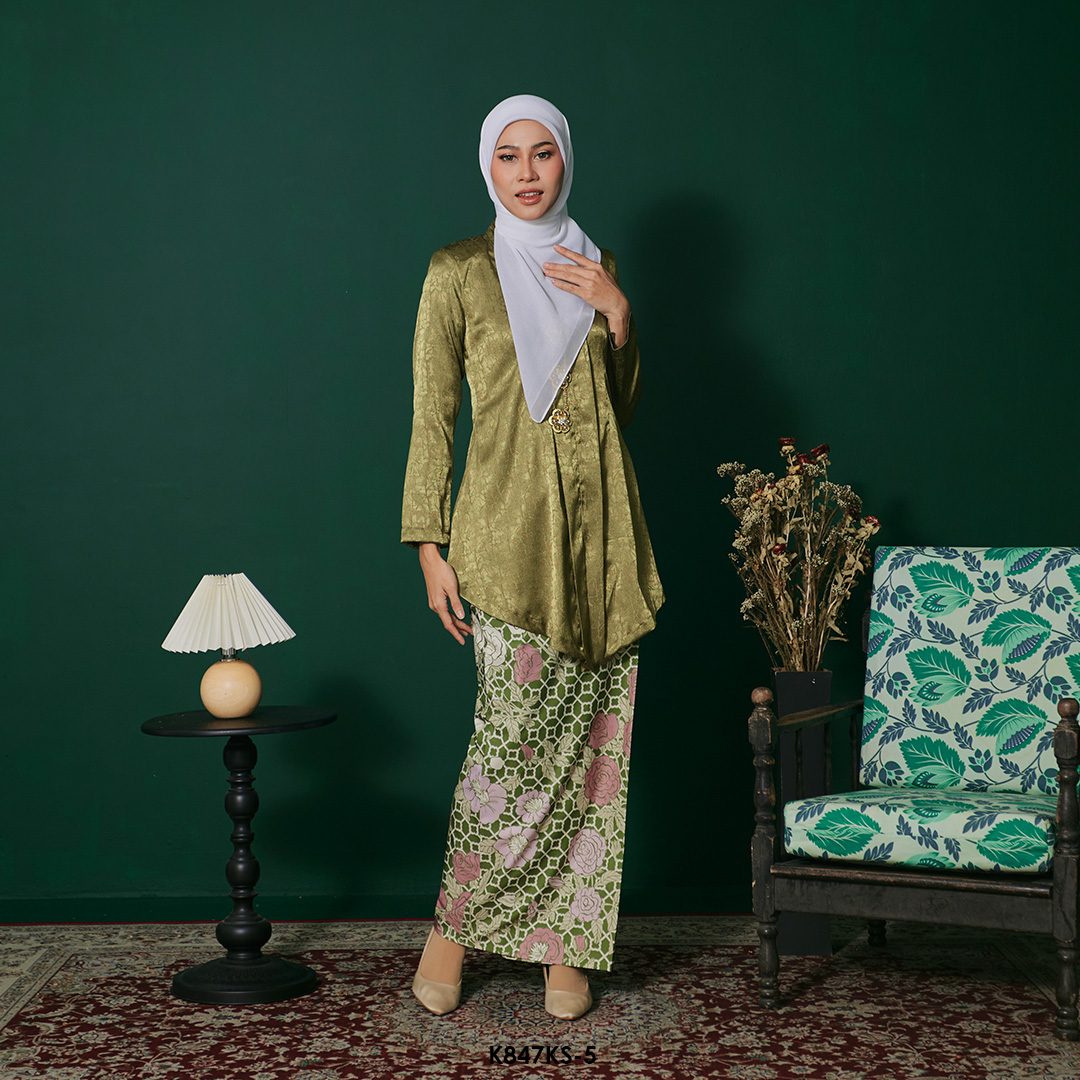 Kebaya Saloma in Dark Olive (K847KS-5) - Image 2