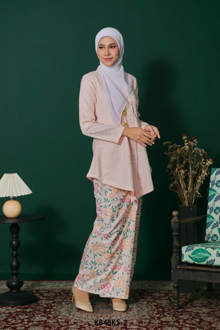 Kebaya Saloma in Peach (K848KS-2)