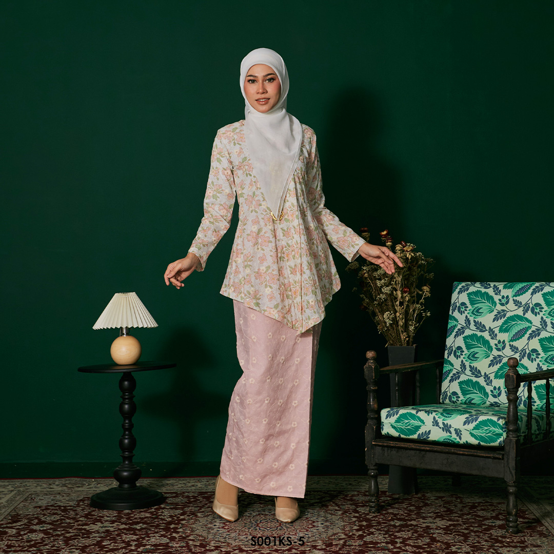 Kebaya Saloma in Baby Pink (S001KS-5) - Image 2