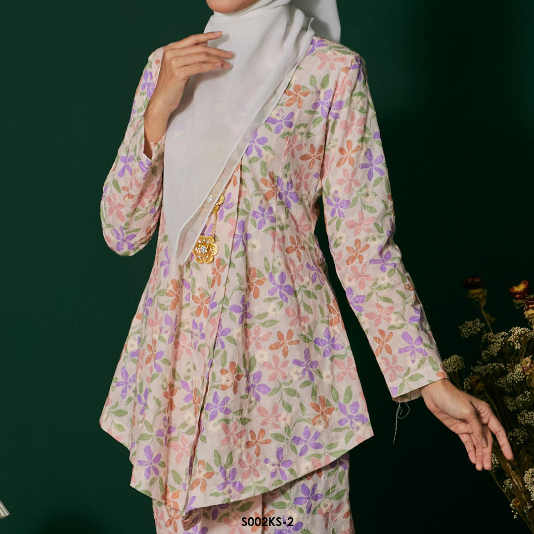 Kebaya Saloma in Baby Peach (S002KS-2) - Image 3
