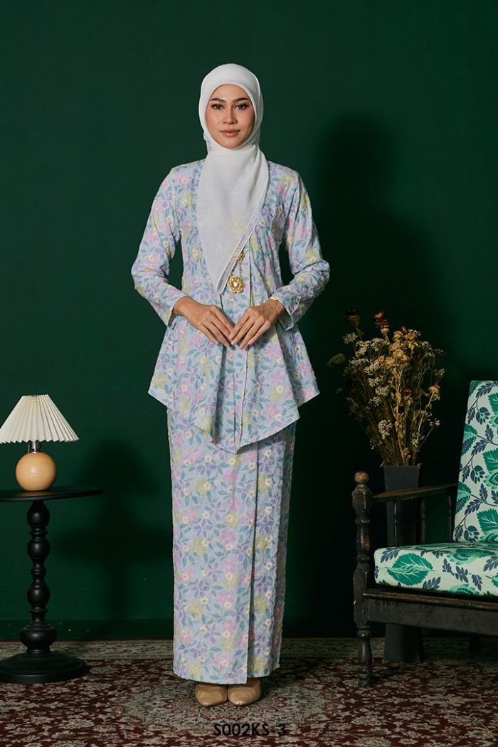 Kebaya Saloma in Baby Blue (S002KS-3)