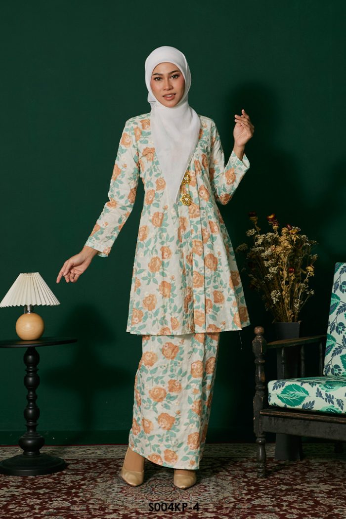 Kebarung Kalthom Petite in Orange (S004KP-4)