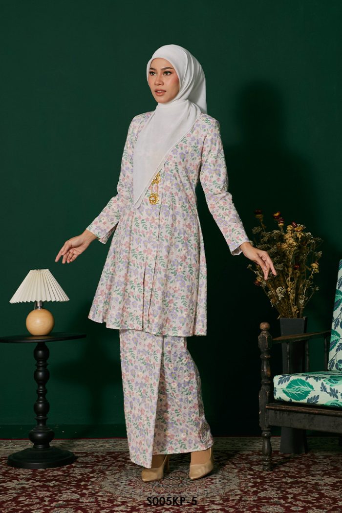 Kebarung Kalthom Petite in Pink (S005KP-5)