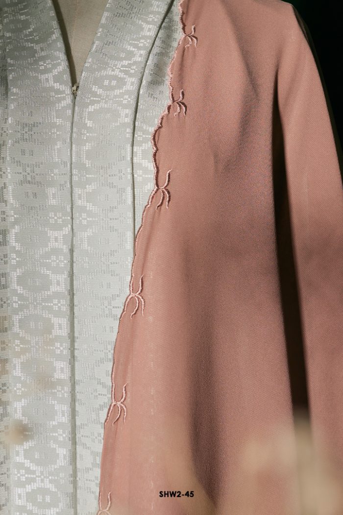 Widuri Shawl in Pecan (SHW2-45-F)