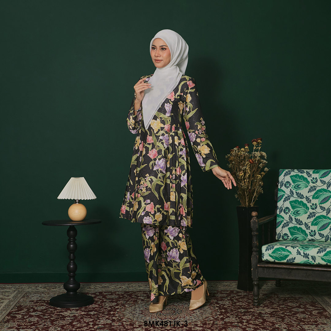 Juliana Kurung Batiq Mia in Black (BMK481JK-3) - Image 2
