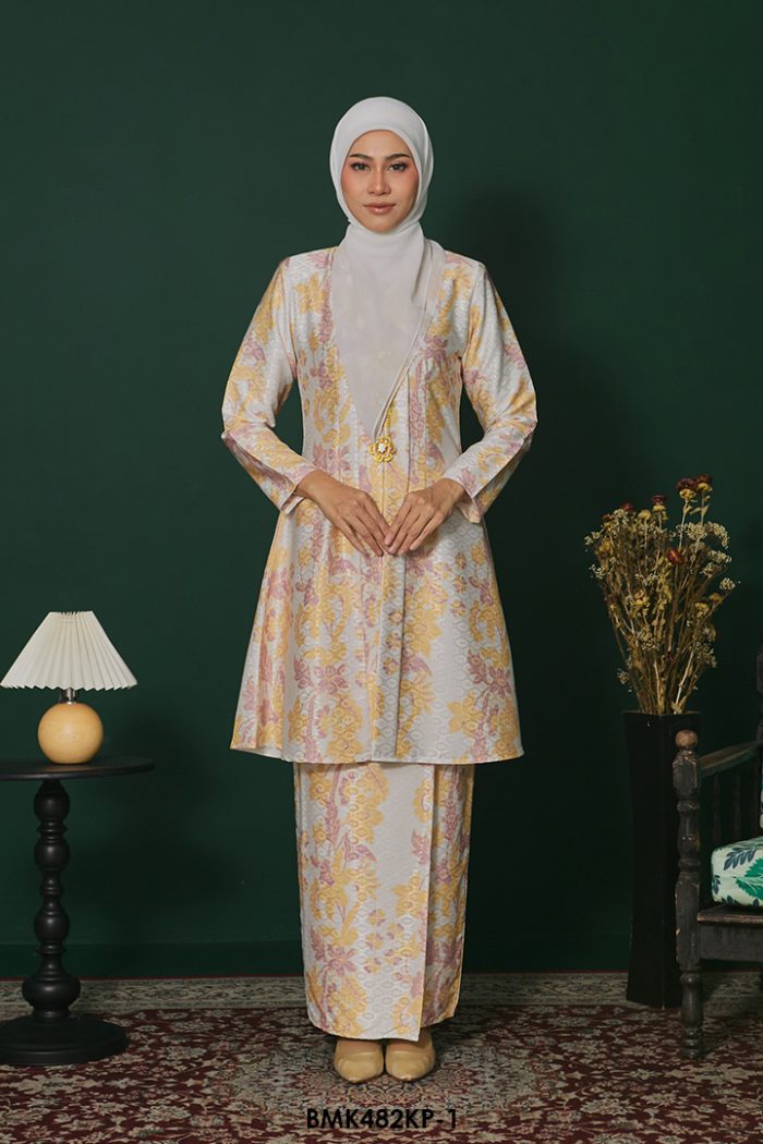 Kebarung Kalthom Petite in White (BMK482KP-1)