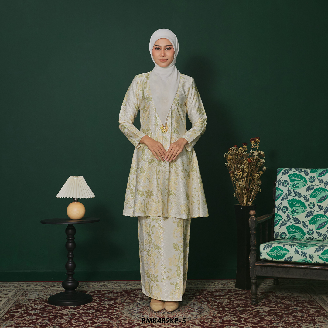 Kebarung Kalthom Petite in Cream (BMK482KP-5)