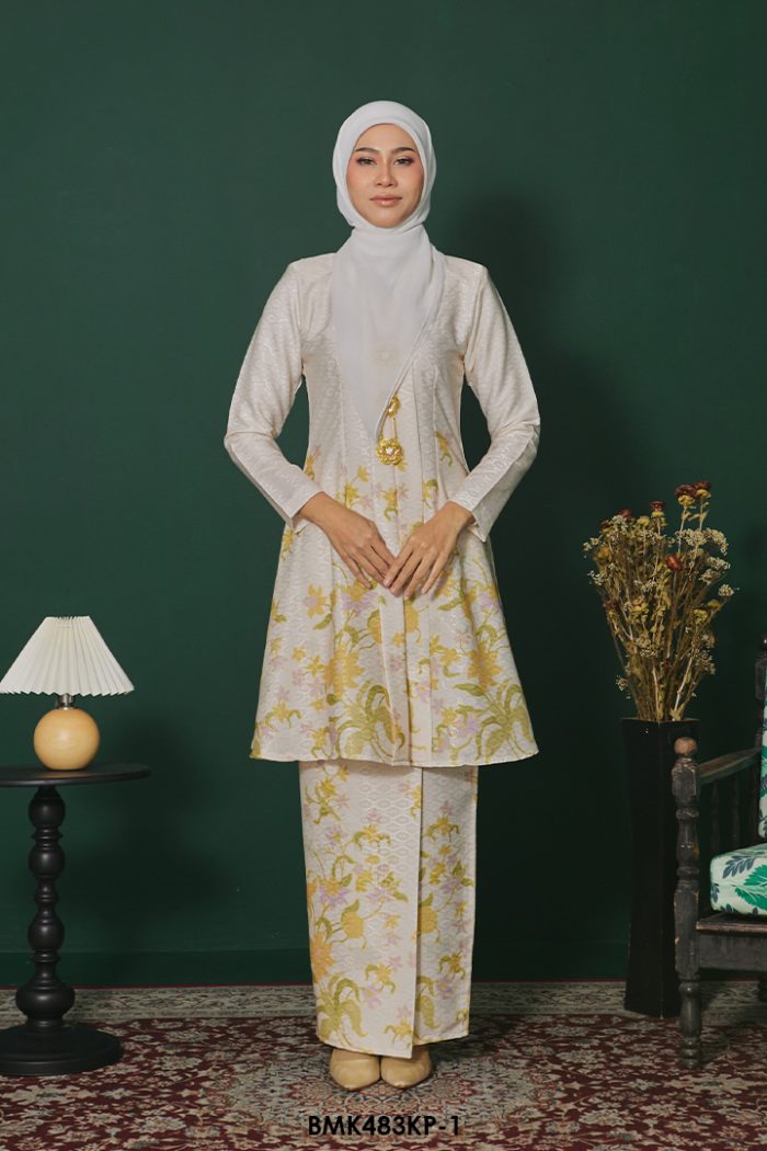 Kebarung Kalthom Petite in Cream (BMK483KP-1)