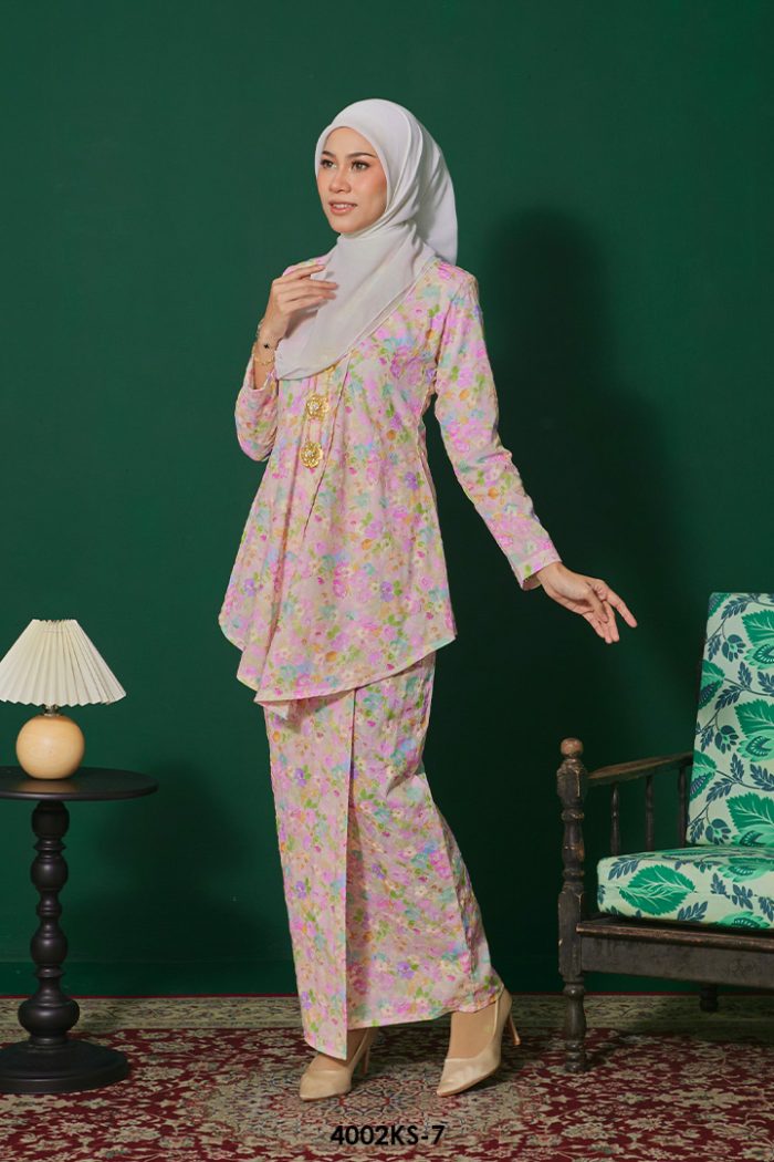 Kebaya Saloma in Soft Purple (4002KS-7)