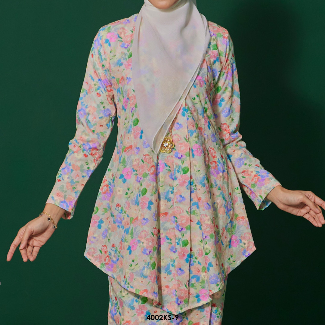 Kebaya Saloma in Light Green (4002KS-9) - Image 3