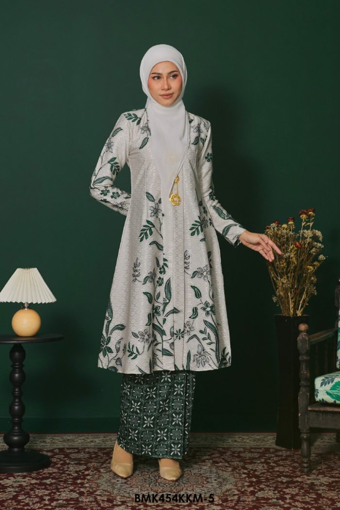 Kebarung Batiq Mia in Emerald (BMK454KKM-5)