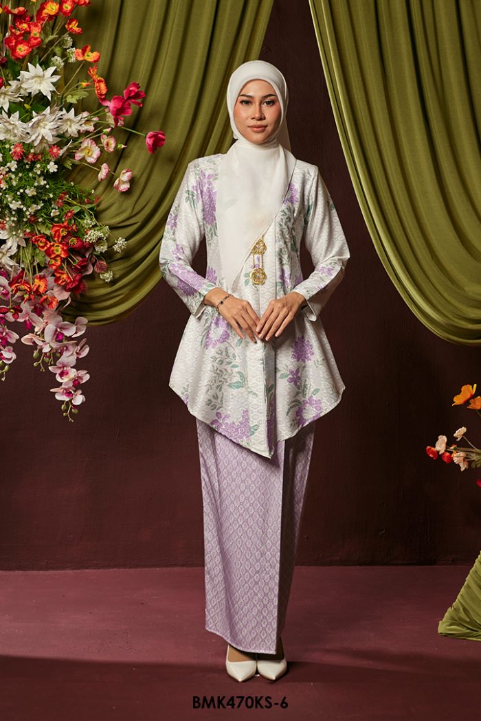 Kebaya Saloma Batiq Mia in Light Purple (BMK470KS-6)