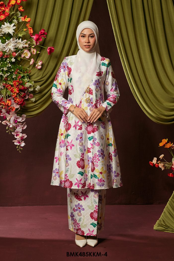 Kebarung Batiq Mia in White (BMK485KKM-4)