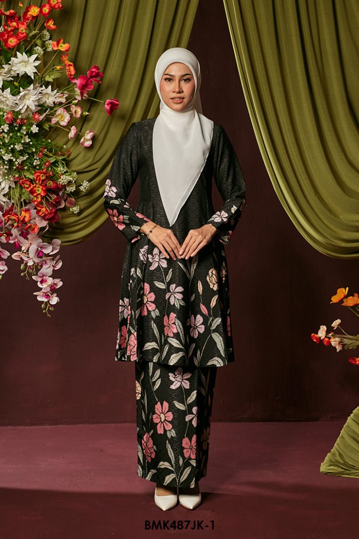 Juliana Kurung Batiq Mia in Black (BMK487JK-1)