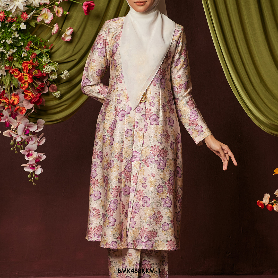 Kebarung Batiq Mia in Lighter Pink (BMK488KKM-1) - Image 3