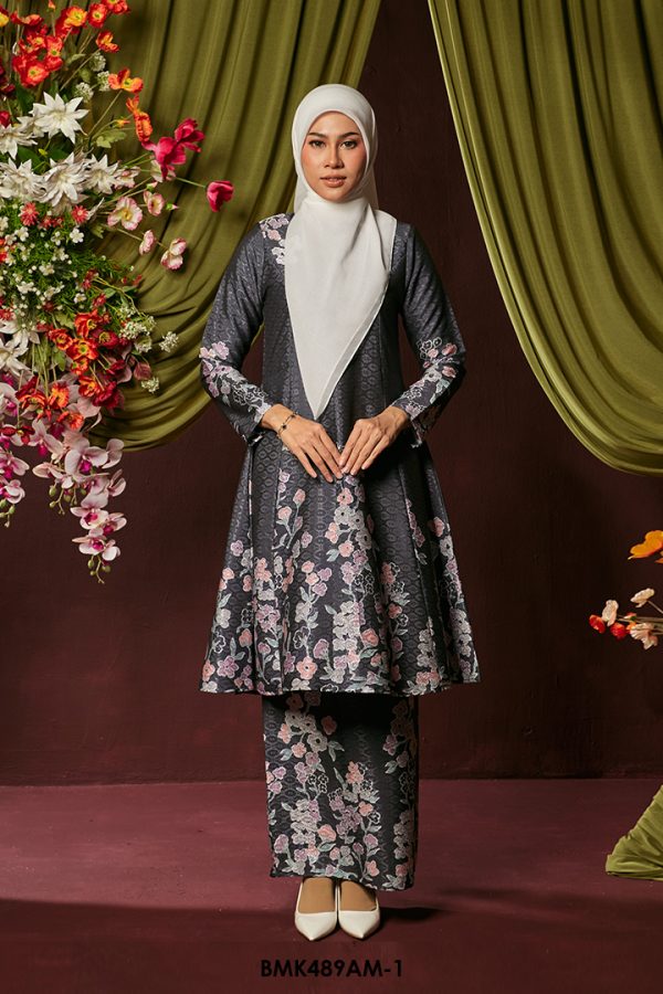 Ameera Kurung Batiq Mia in Dusty Grey (BMK489AM-1)