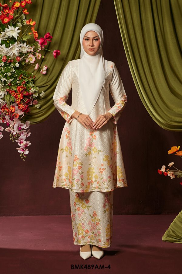 Ameera Kurung Batiq Mia in Soft Yellow (BMK489AM-4)