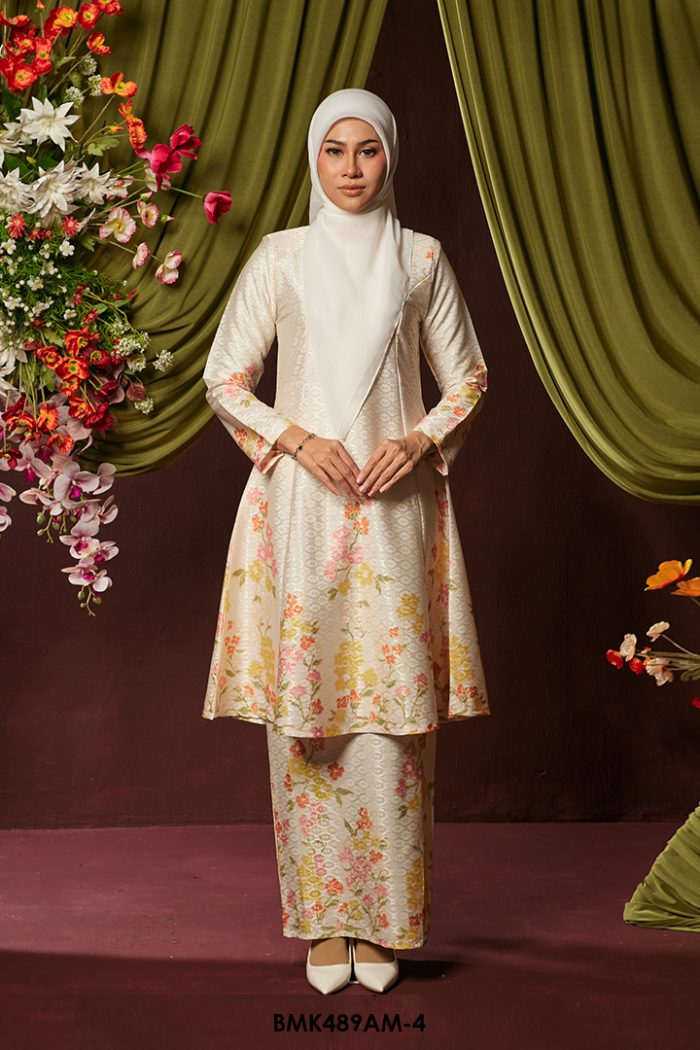 Ameera Kurung Batiq Mia in Soft Yellow (BMK489AM-4)