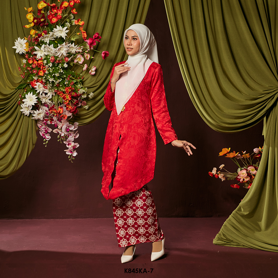 Kebaya Anggun 2.0 in Scarlet Red (K845KA-7) - Image 2