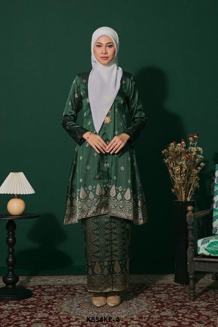 Kebarung Kalthom Petite in Hunter Green (K854KP-4)