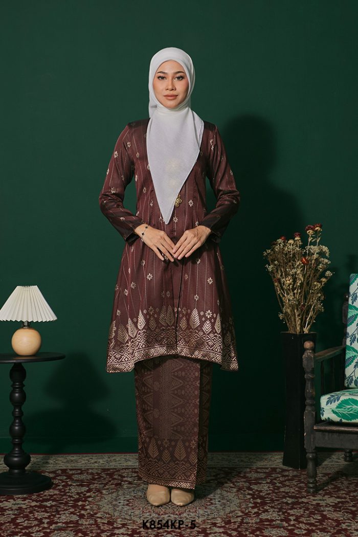 Kebarung Kalthom Petite in Dark Brown (K854KP-5)