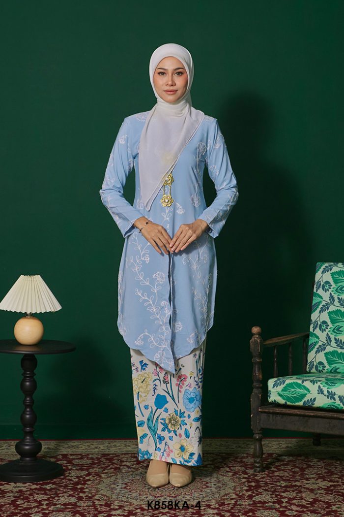 Kebaya Anggun 2.0 in Light Blue (K858KA-4)