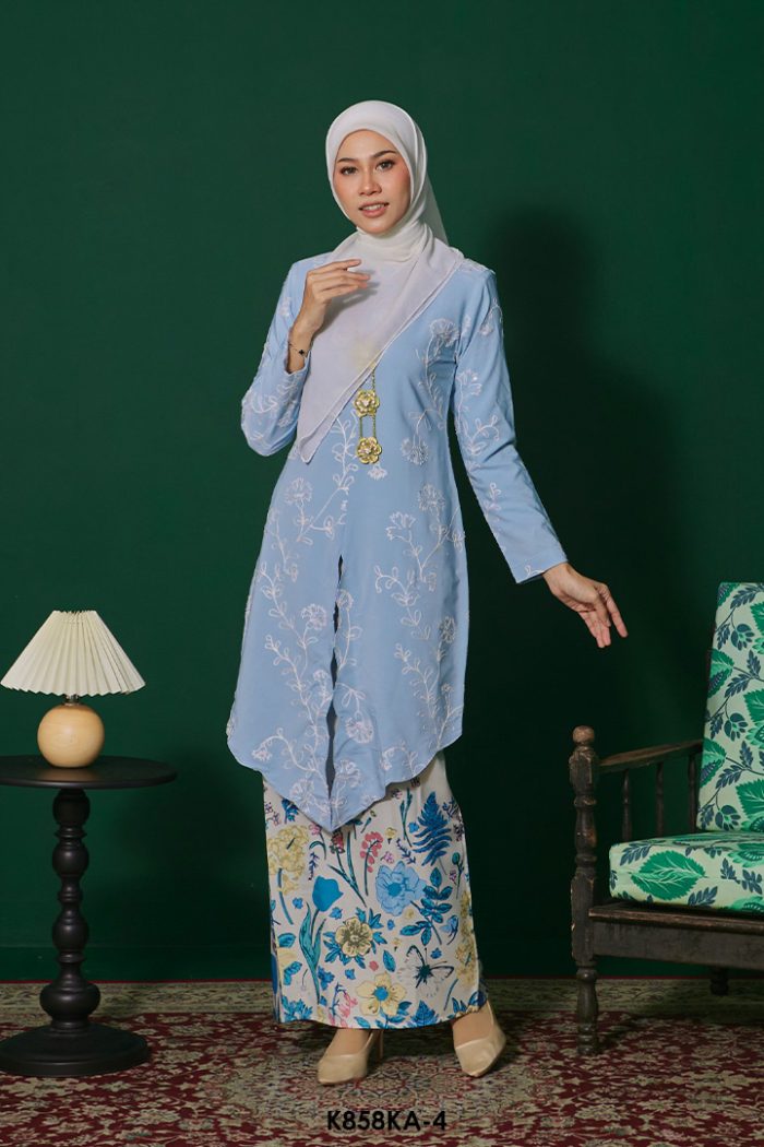 Kebaya Anggun 2.0 in Light Blue (K858KA-4)