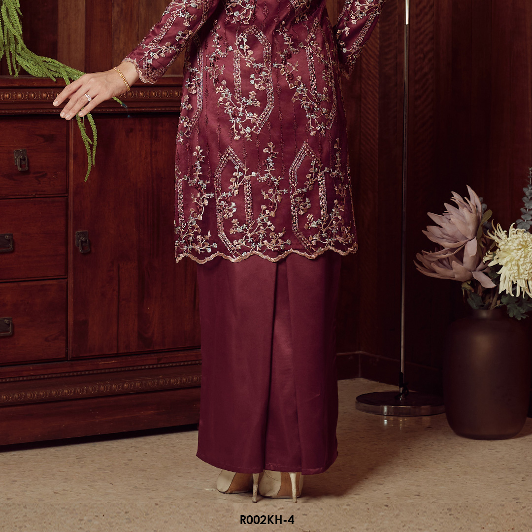 Kebaya Hanum in Burgundy (R002KH-4) - Image 3
