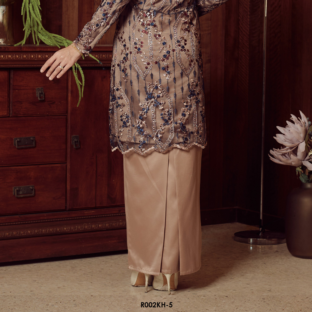 Kebaya Hanum in Dark Blue Brown (R002KH-5) - Image 3