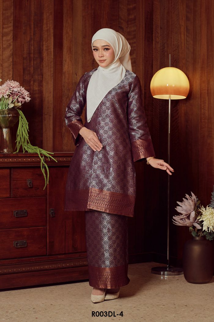 Delima Kurung in Dark Burgundy (R003DL-4)