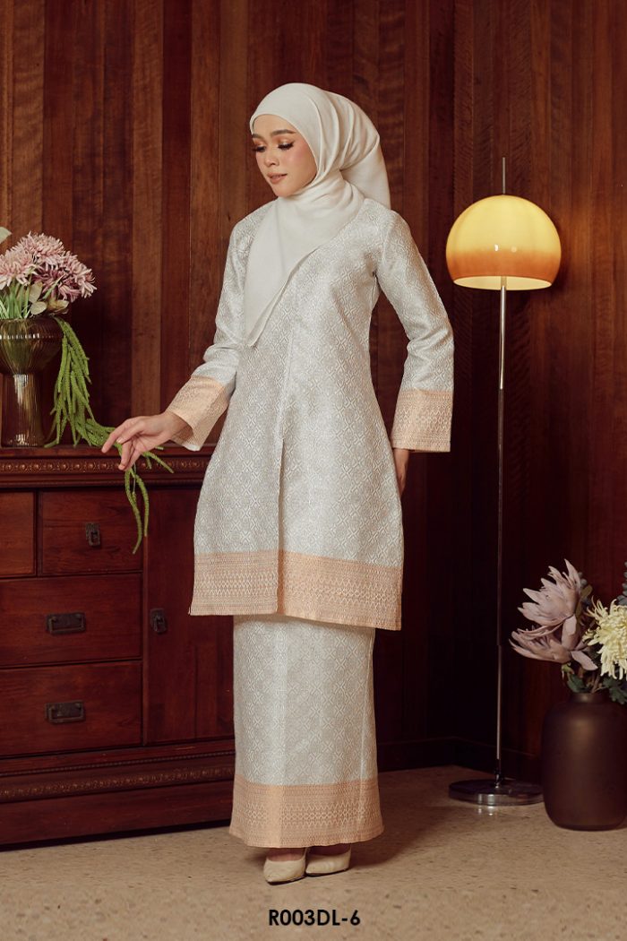 Delima Kurung in White (R003DL-6)