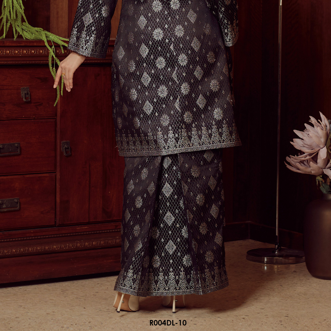 Delima Kurung in Black (R004DL-10) - Image 3