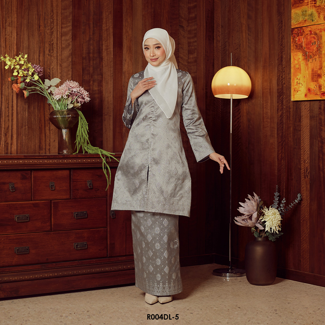 Delima Kurung in Silver (R004DL-5) - Image 2