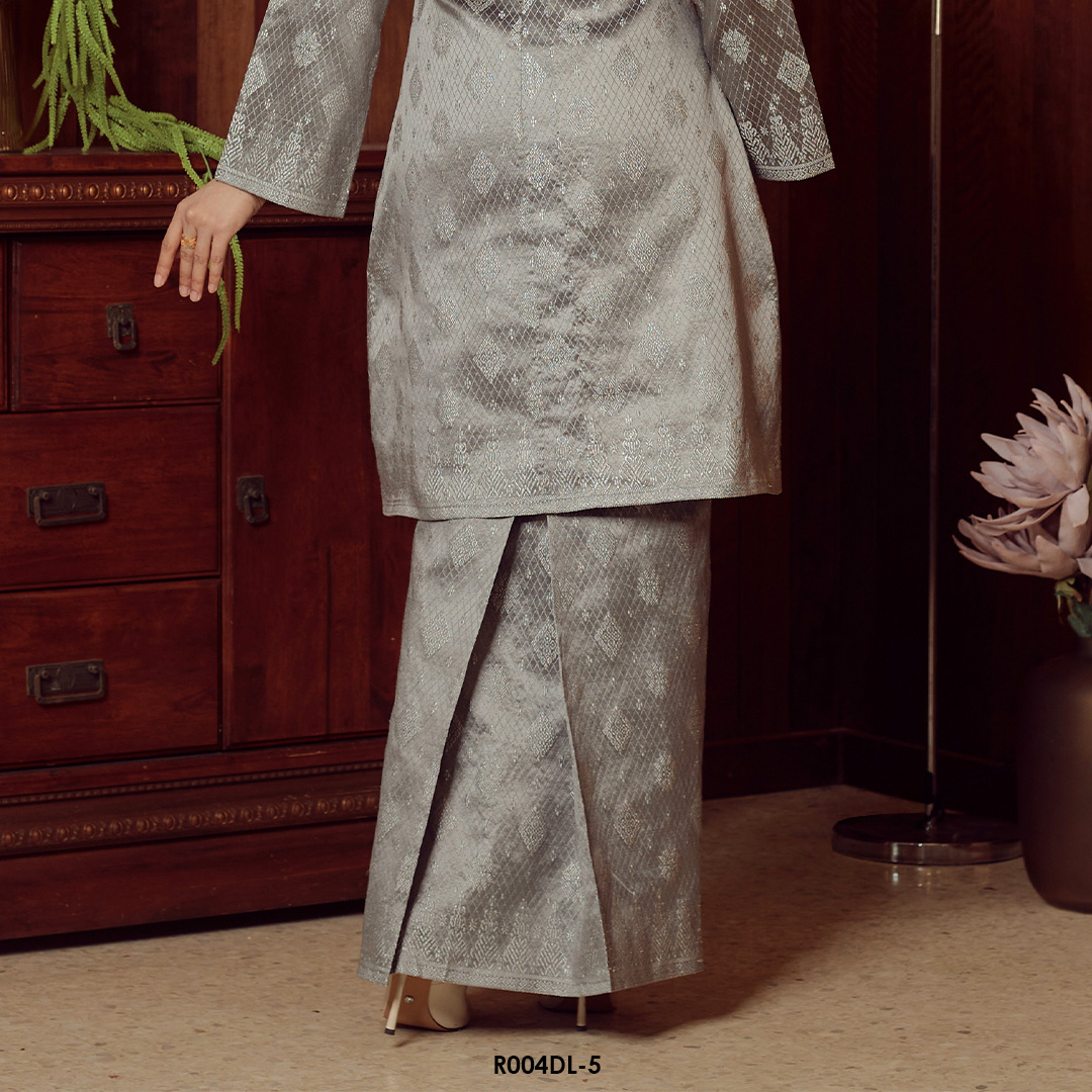 Delima Kurung in Silver (R004DL-5) - Image 3