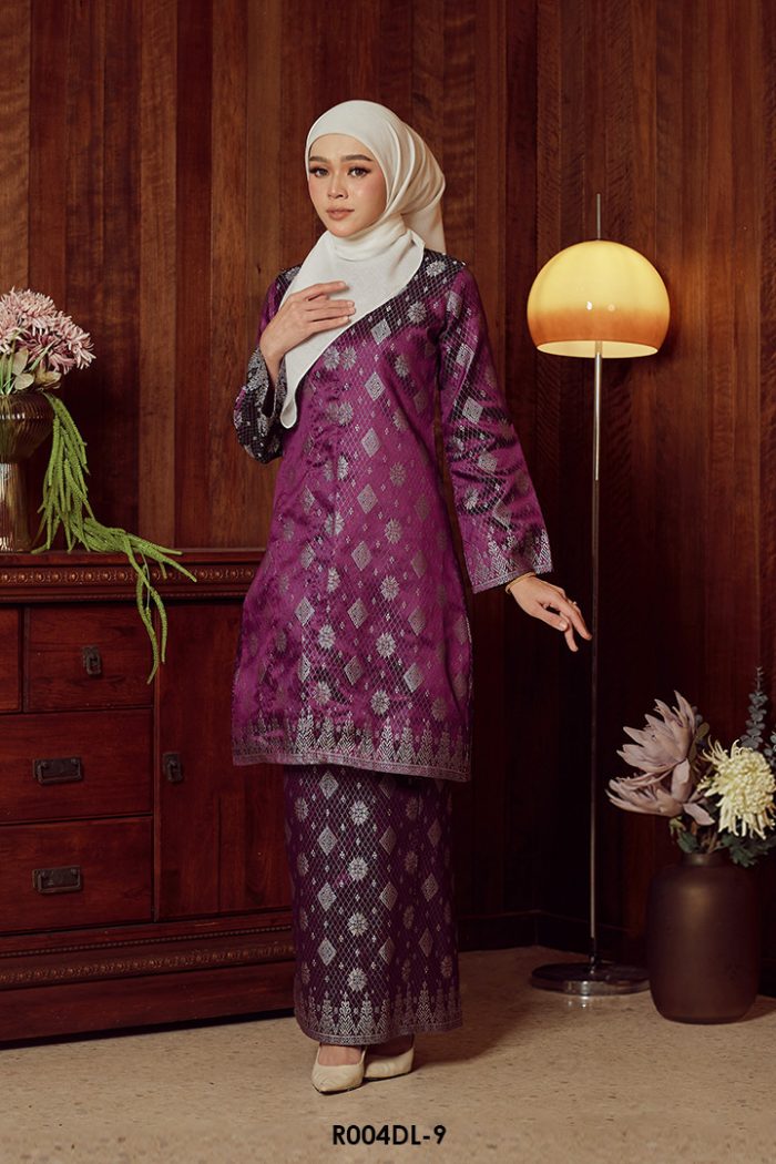 Delima Kurung in Dark Purple (R004DL-9)