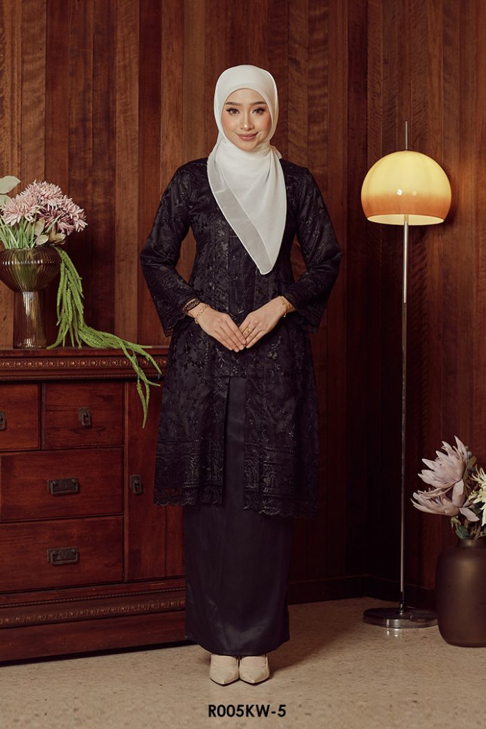 Kebaya Wilda in Black (R005KW-5)