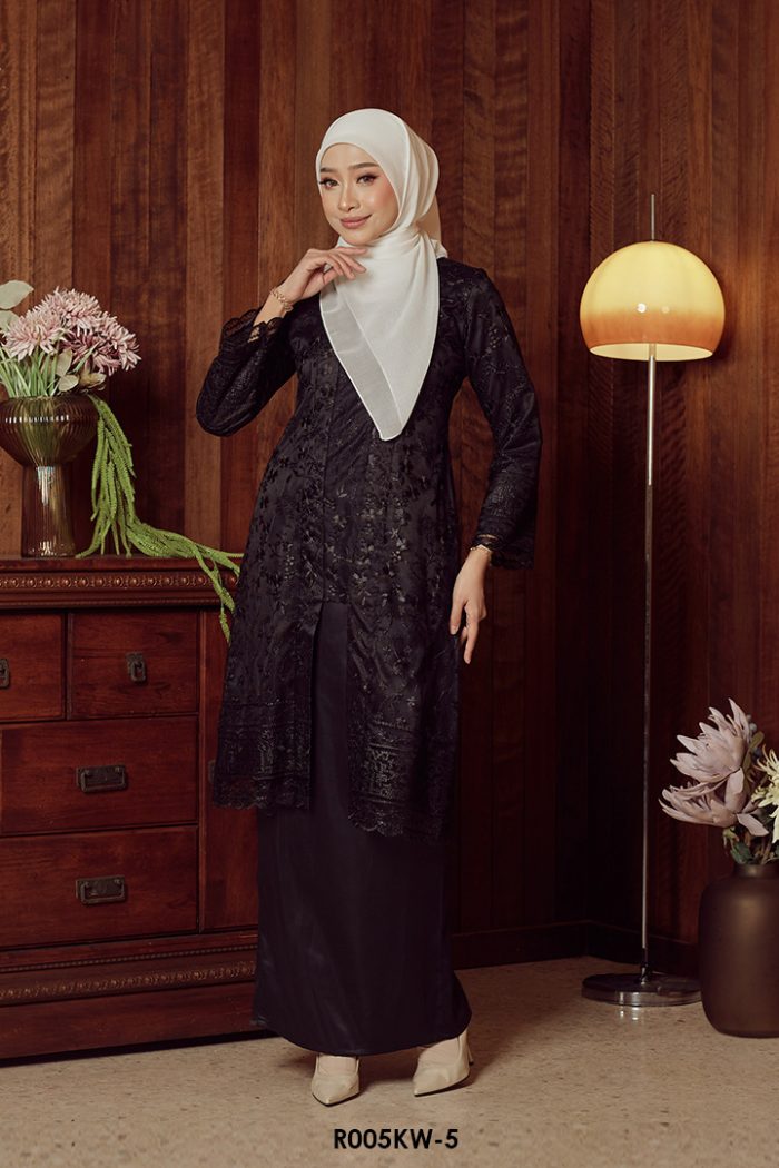 Kebaya Wilda in Black (R005KW-5)