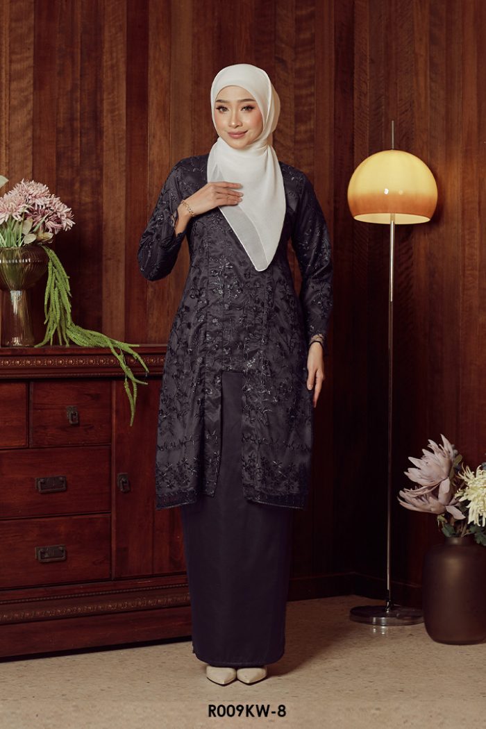 Kebaya Wilda in Black (R009KW-8)