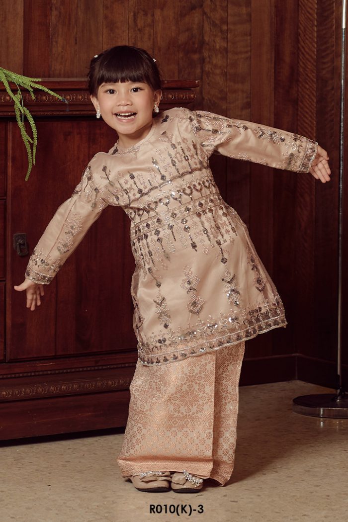 Tasnim Kurung in Soft Pink (R010(K)-3)