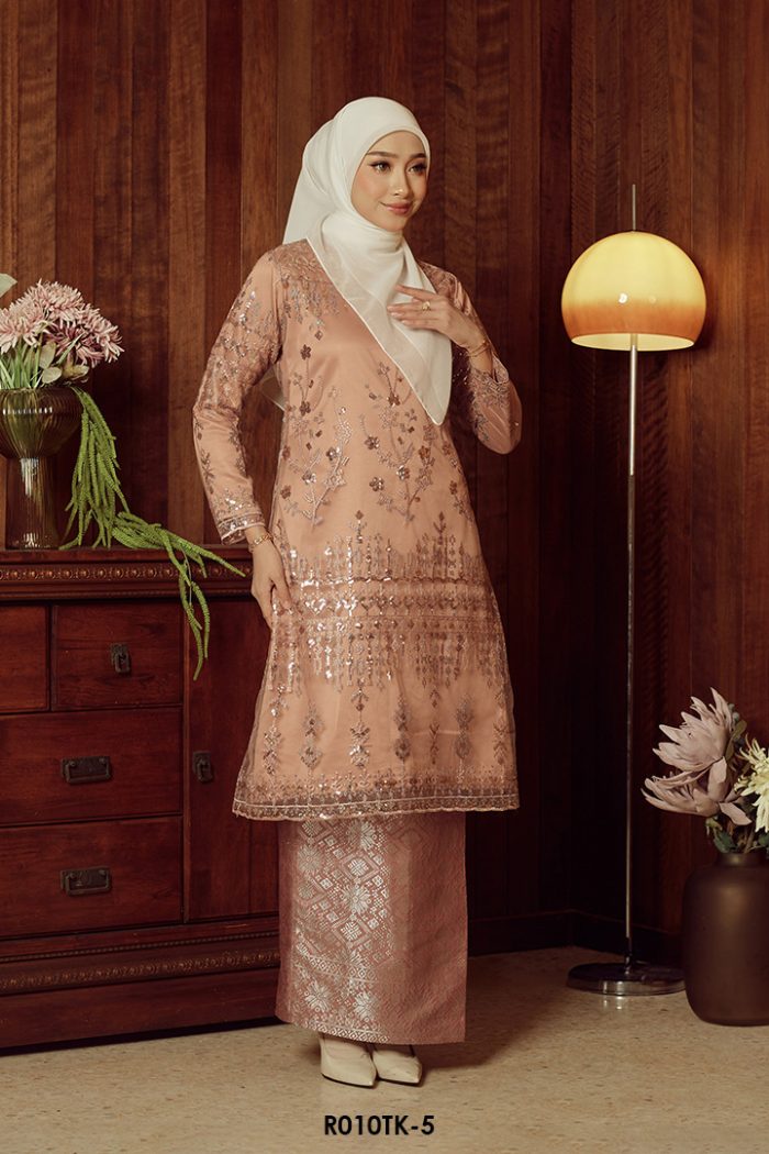 Tasnim Kurung in Coral (R010TK-5)