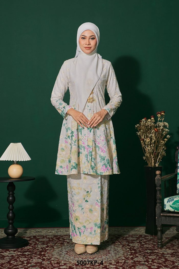 Kebarung Kalthom Petite in Pastel Green (S007KP-4)