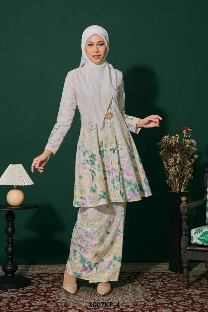 Kebarung Kalthom Petite in Pastel Green (S007KP-4)