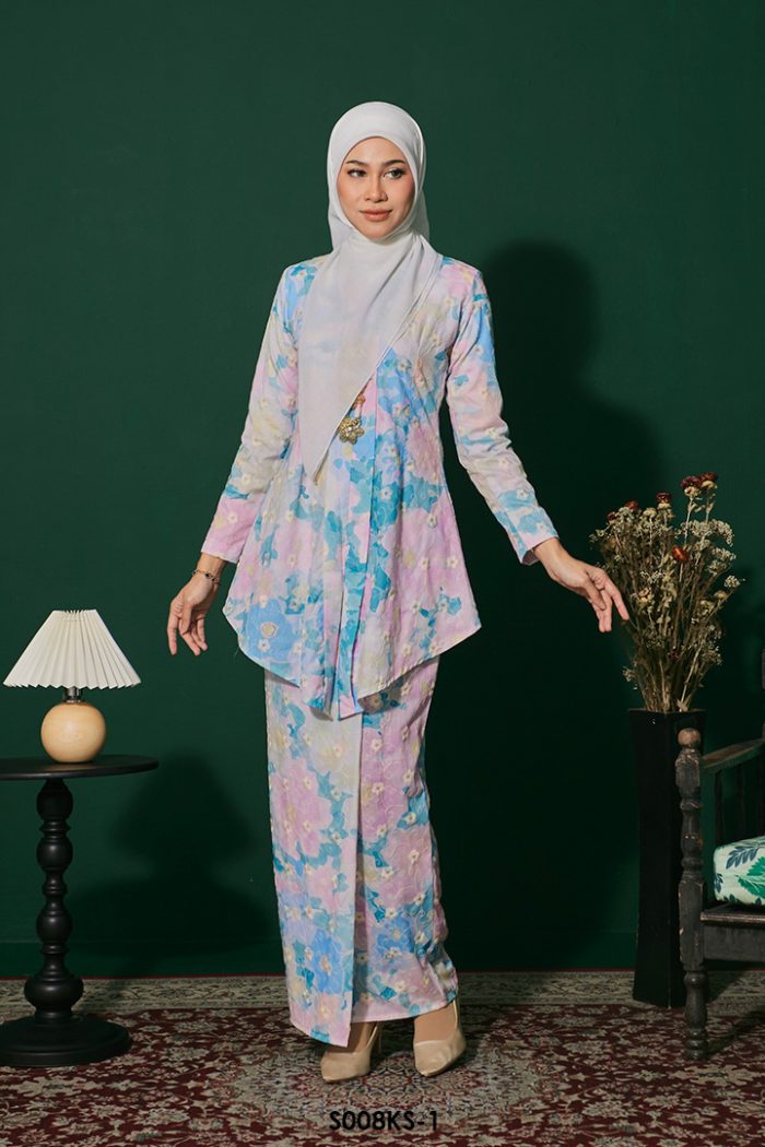 Kebaya Saloma in Baby Blue (S008KS-1)