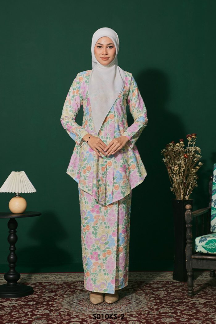 Kebaya Saloma in Spring Yellow (S010KS-2)