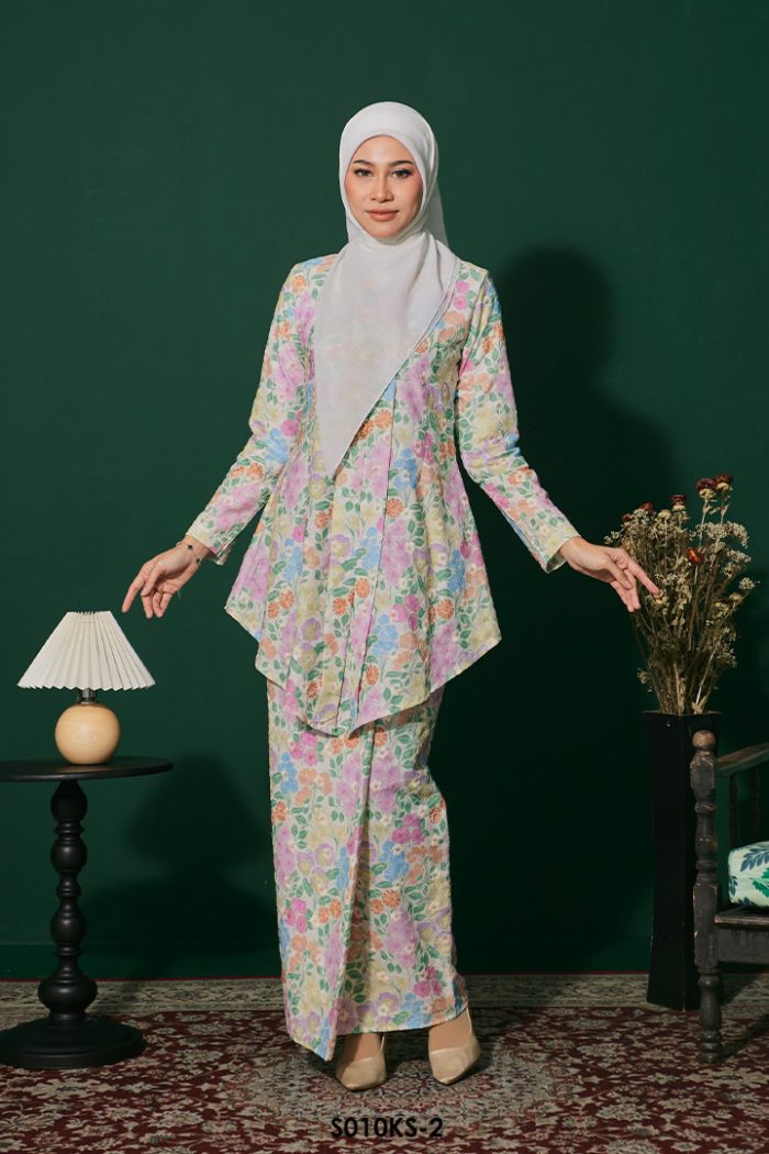 Kebaya Saloma in Spring Yellow (S010KS-2)