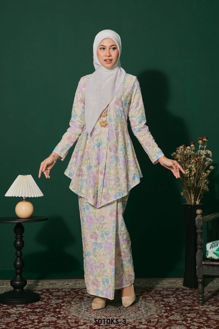 Kebaya Saloma in Paddlepop (S010KS-3)