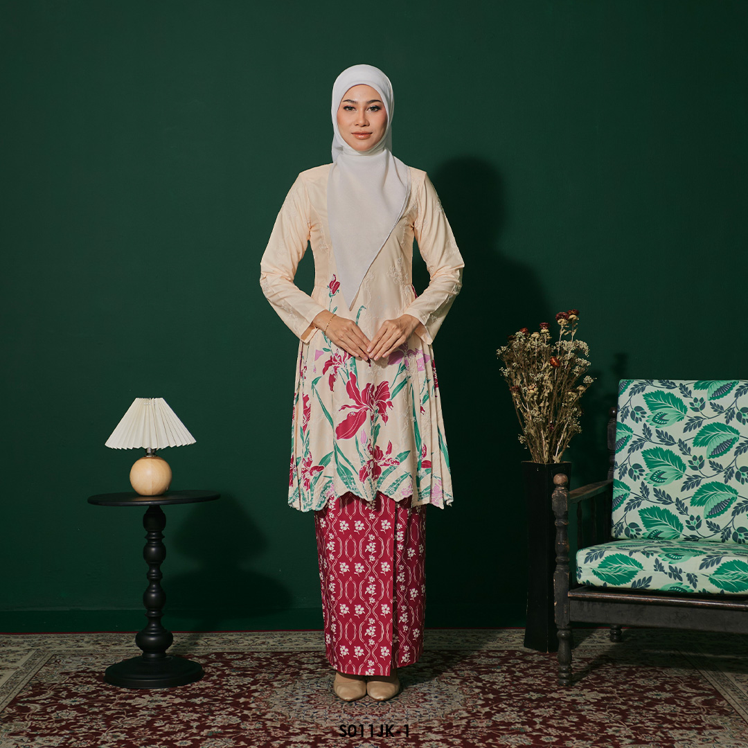 Juliana Kurung in Crimson Pink (S011JK-1)