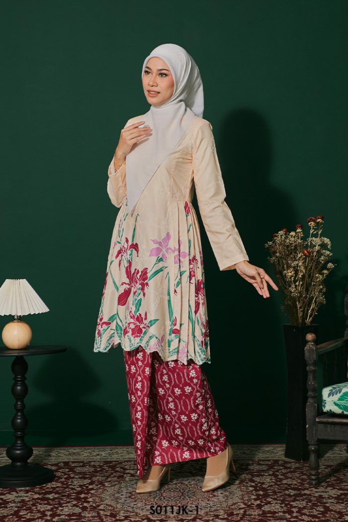 Juliana Kurung in Crimson Pink (S011JK-1)