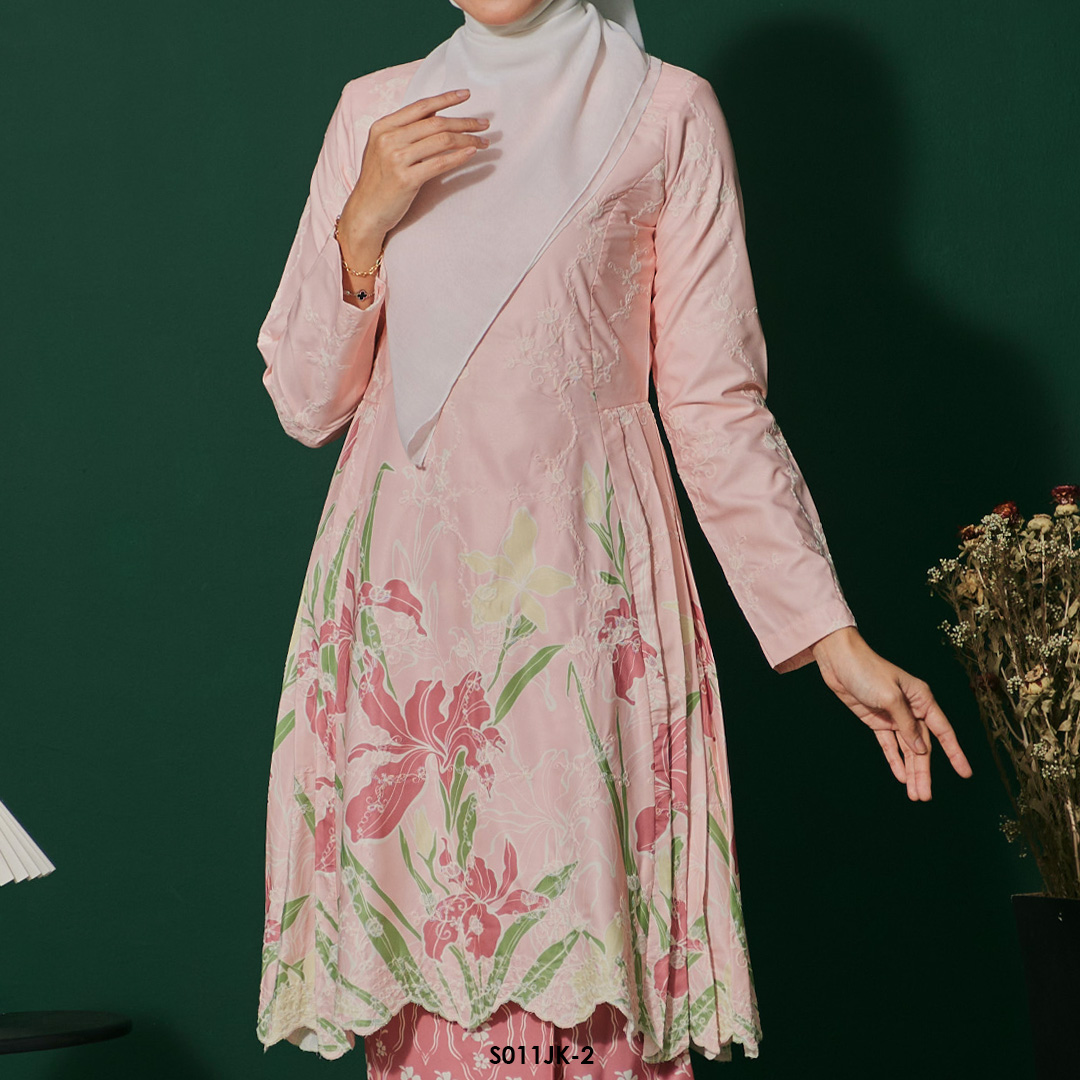 Juliana Kurung in Strawberry Milk (S011JK-2) - Image 4
