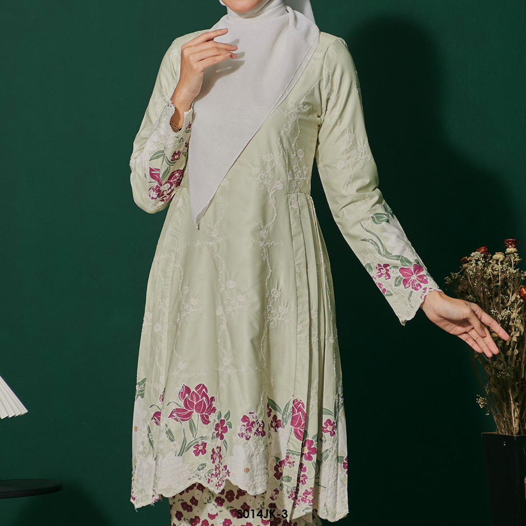 Juliana Kurung in Soft Green (S014JK-3) - Image 4
